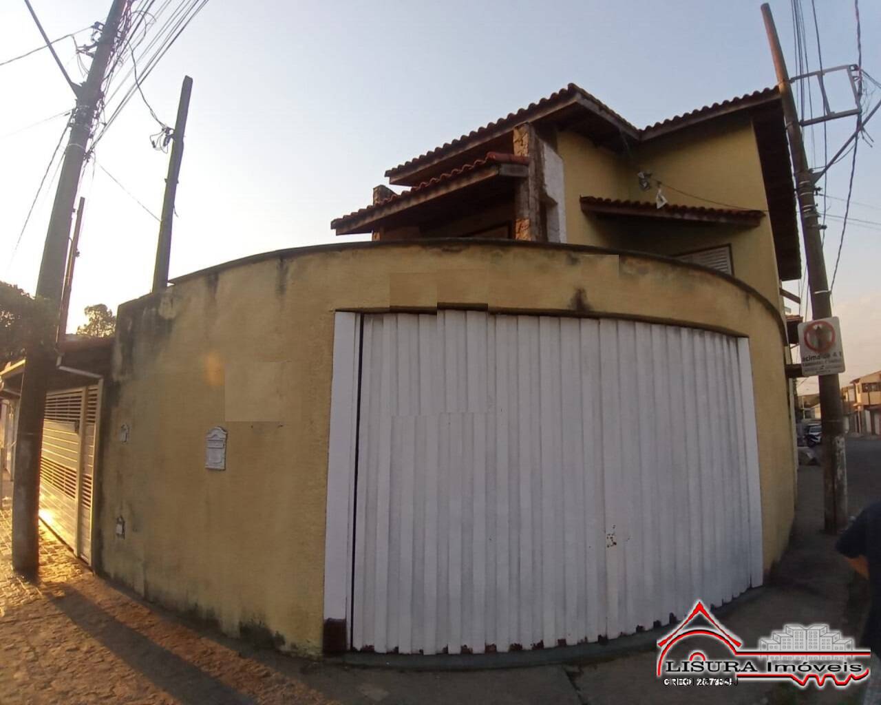 Casa à venda com 4 quartos, 198m² - Foto 3