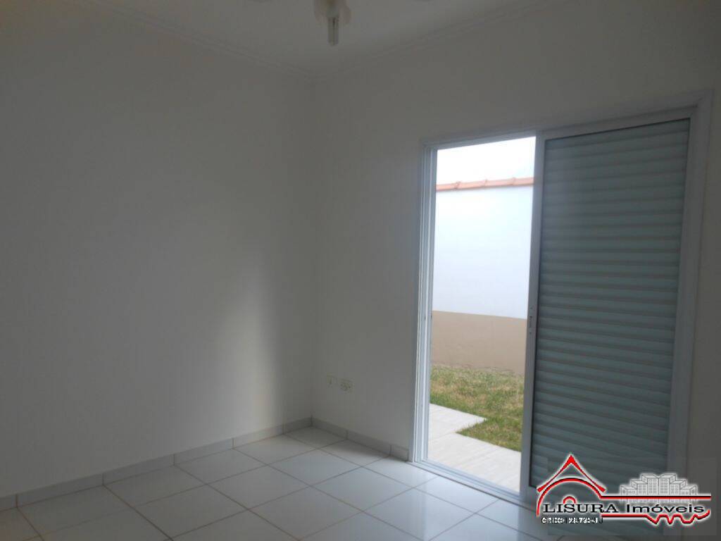 Casa para alugar com 3 quartos, 250m² - Foto 11