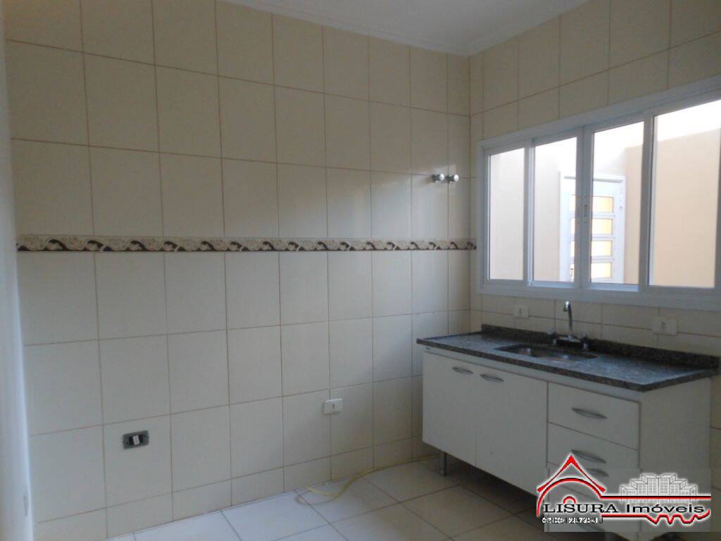 Casa para alugar com 3 quartos, 250m² - Foto 8