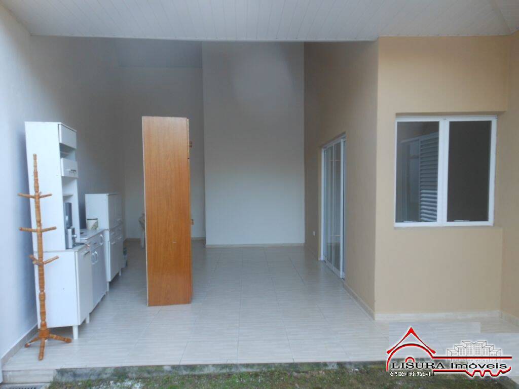 Casa para alugar com 3 quartos, 250m² - Foto 18