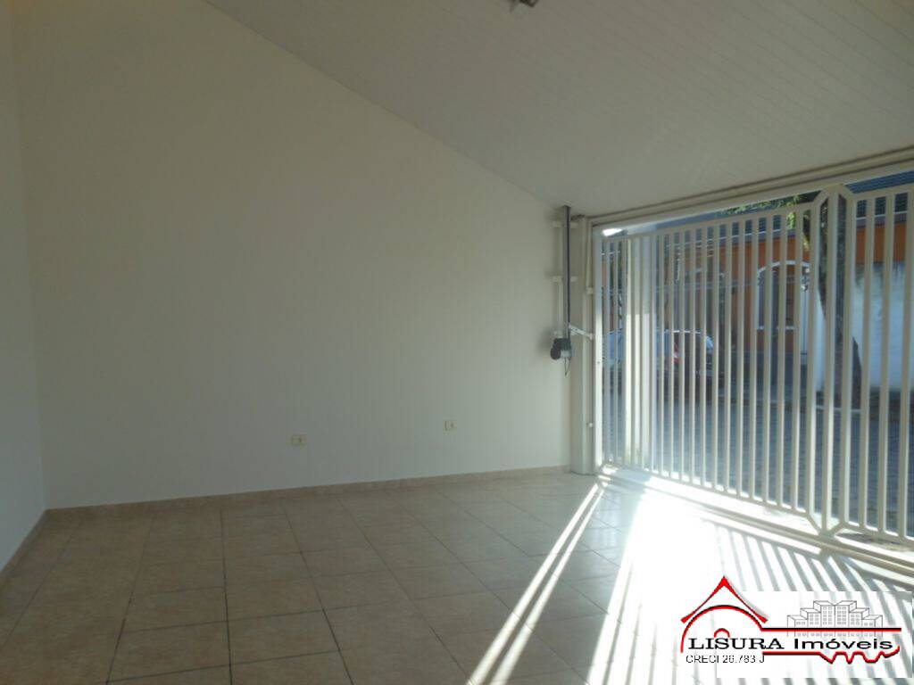 Casa para alugar com 3 quartos, 250m² - Foto 3