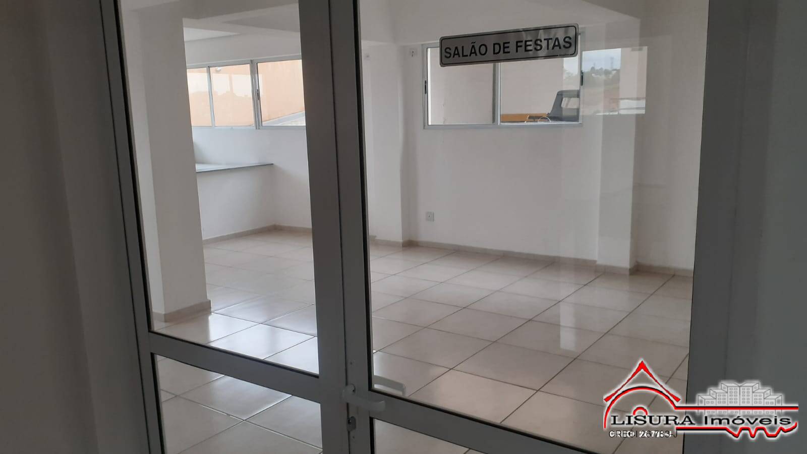 Apartamento à venda com 2 quartos, 69m² - Foto 25