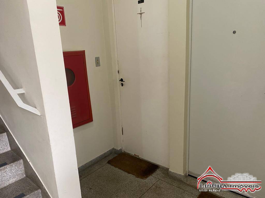 Apartamento à venda com 3 quartos, 76m² - Foto 17