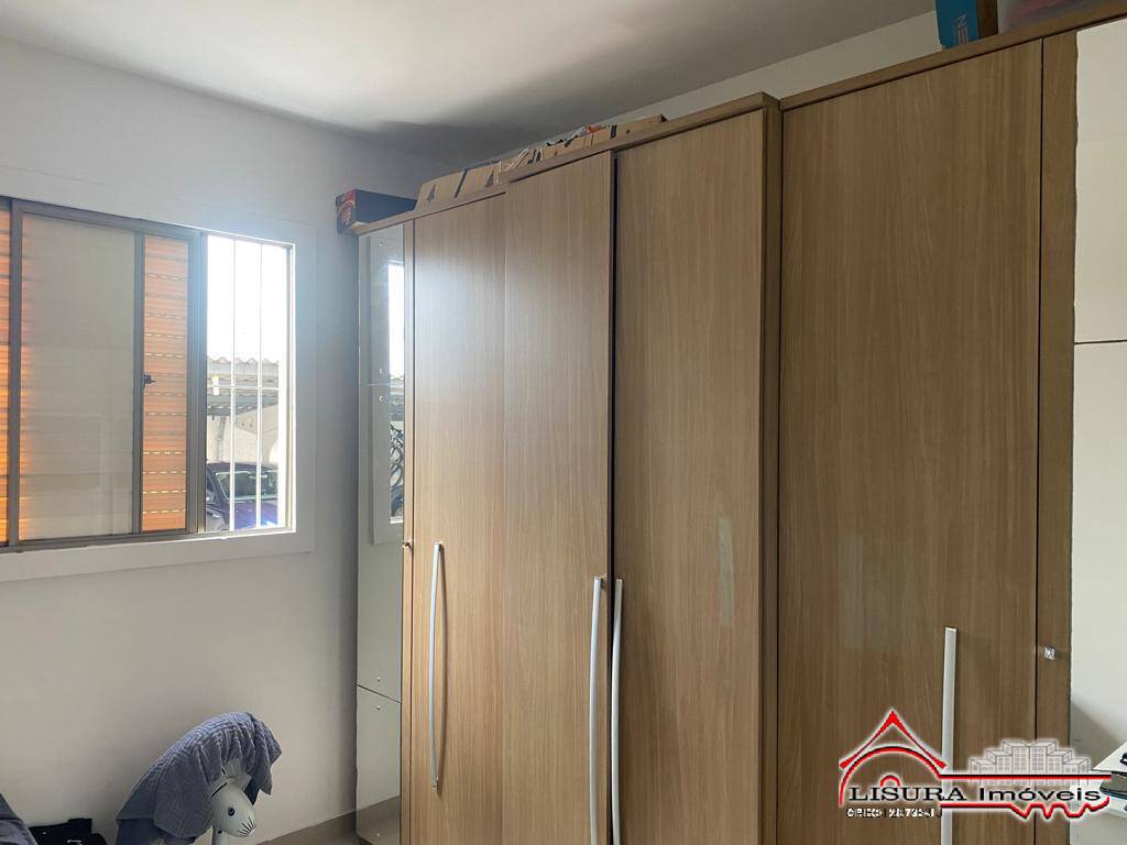 Apartamento à venda com 3 quartos, 76m² - Foto 11