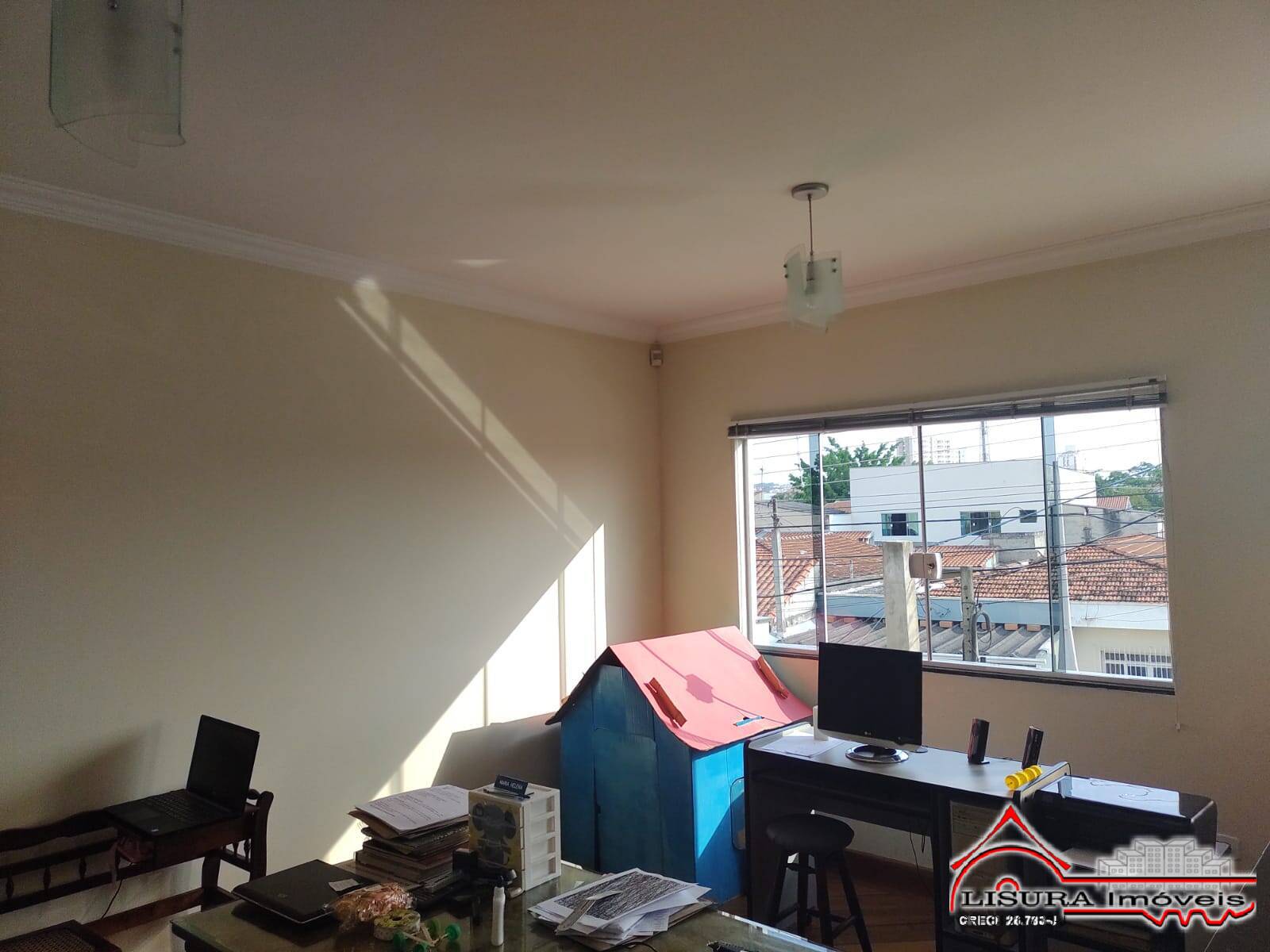 Casa à venda com 3 quartos, 208m² - Foto 13