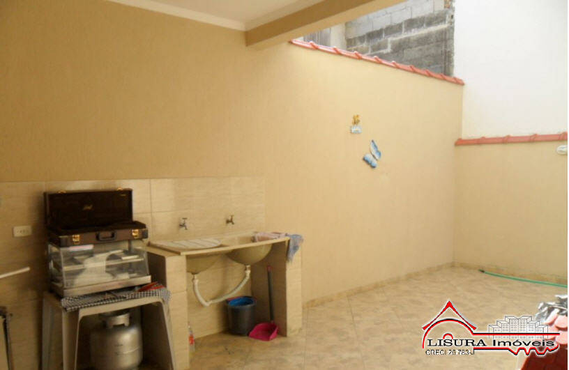 Casa à venda com 4 quartos, 140m² - Foto 31