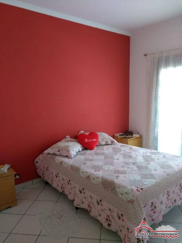 Casa à venda com 3 quartos, 180m² - Foto 10