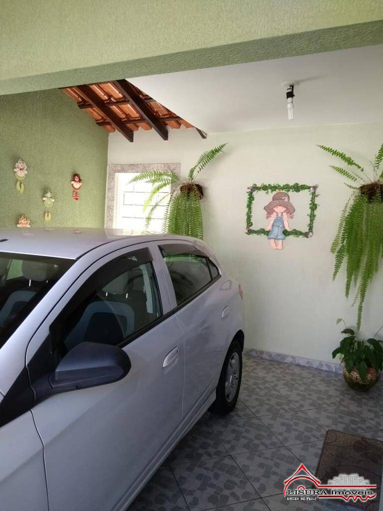 Casa à venda com 3 quartos, 180m² - Foto 2