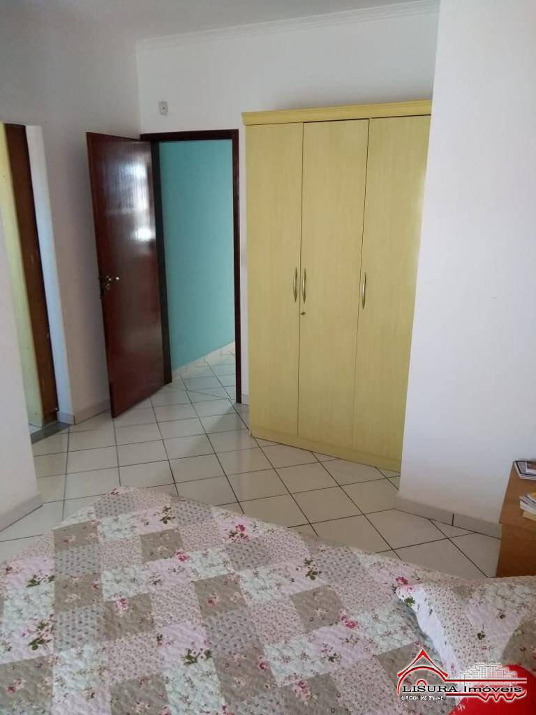 Casa à venda com 3 quartos, 180m² - Foto 14