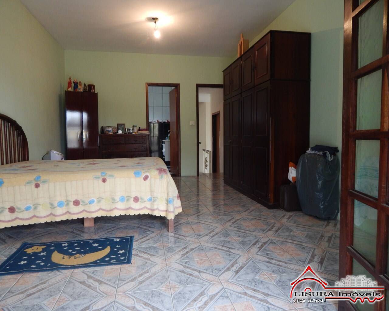 Casa à venda com 3 quartos, 234m² - Foto 11