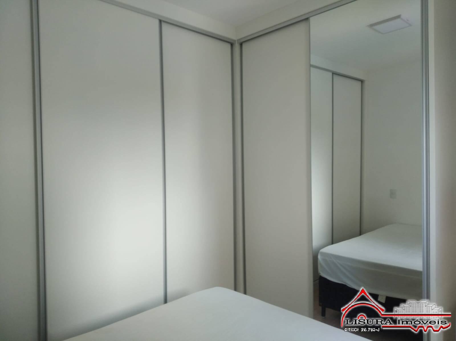 Apartamento à venda com 2 quartos, 62m² - Foto 7