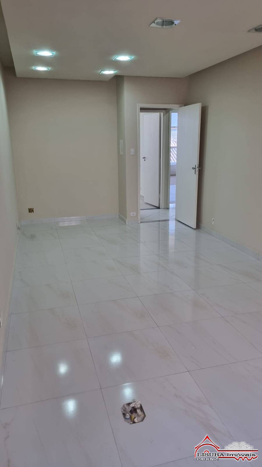 Loja-Salão para alugar com 3 quartos, 100m² - Foto 18