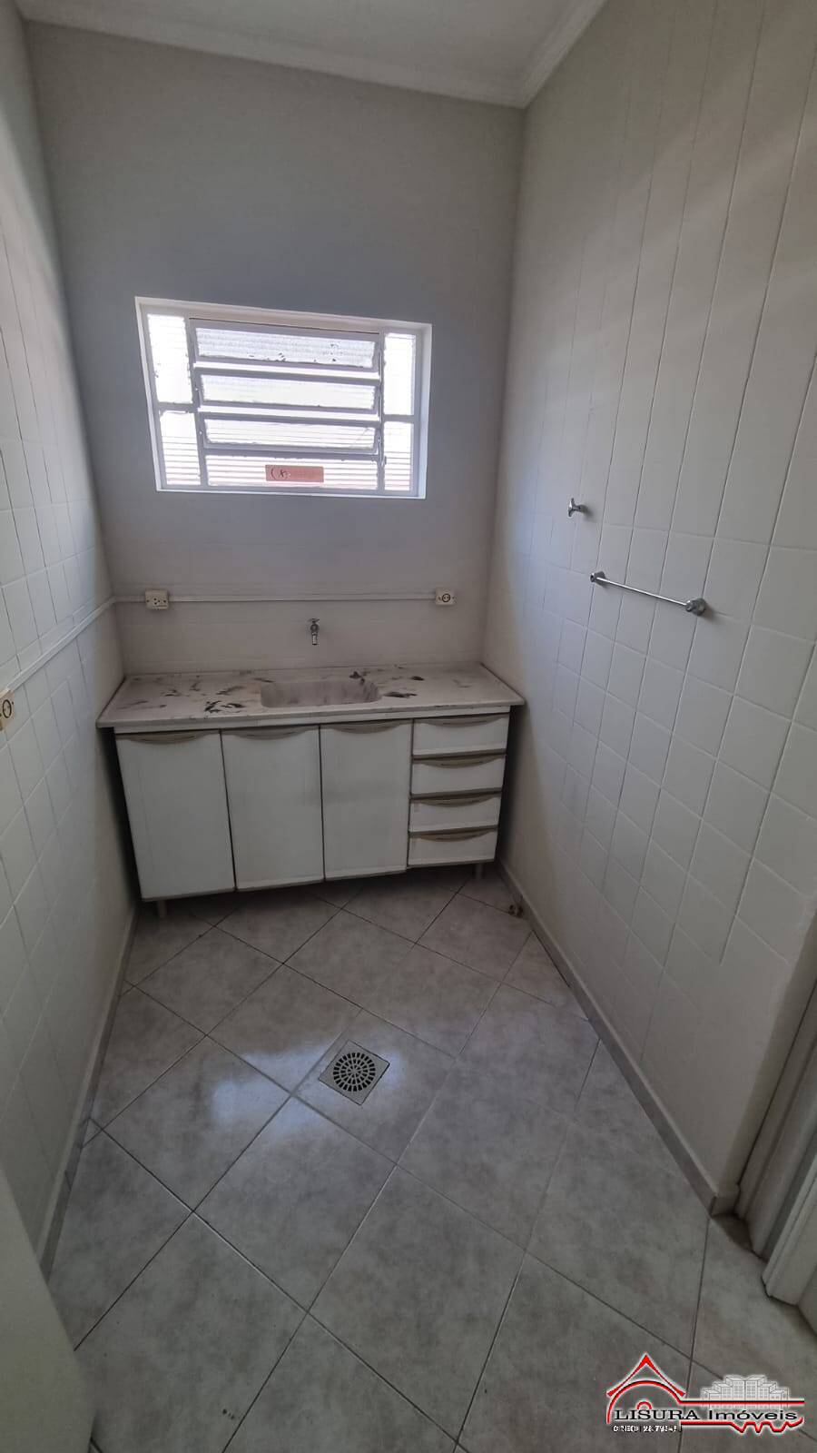 Loja-Salão para alugar com 3 quartos, 100m² - Foto 6