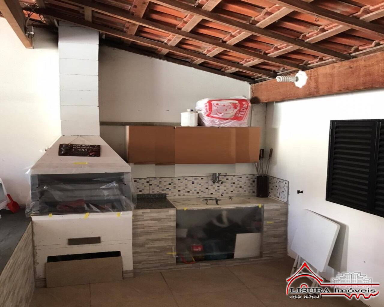 Casa à venda com 3 quartos, 90m² - Foto 26