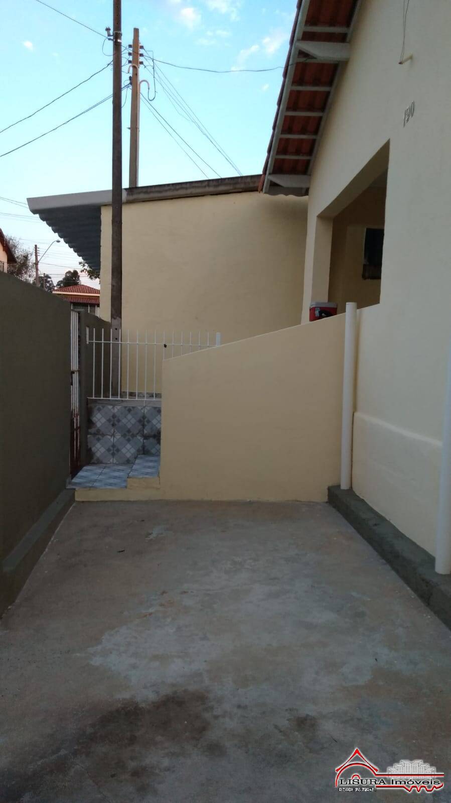 Casa à venda com 3 quartos, 100m² - Foto 33