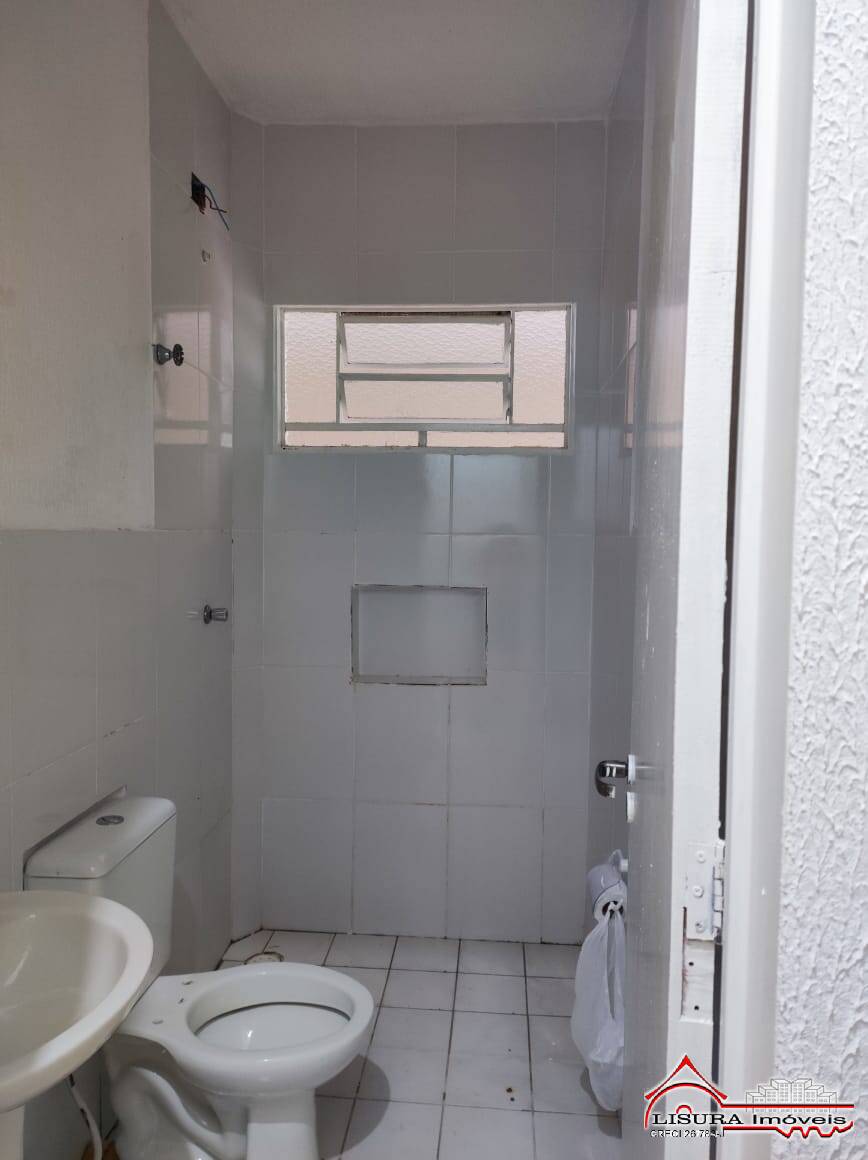 Casa à venda com 2 quartos, 50m² - Foto 13