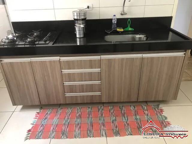 Apartamento à venda com 2 quartos, 66m² - Foto 2