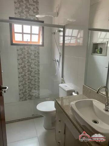 Casa à venda com 2 quartos, 140m² - Foto 5