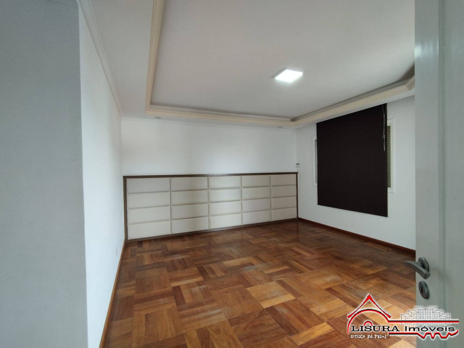 Casa à venda com 3 quartos, 275m² - Foto 12