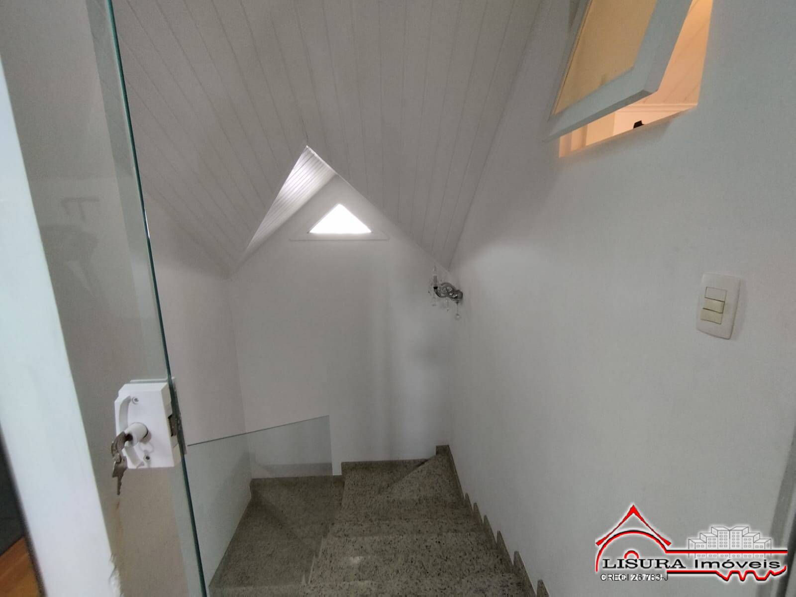 Casa à venda com 3 quartos, 275m² - Foto 32