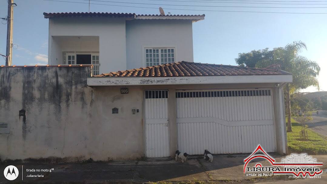 Casa à venda com 3 quartos, 182m² - Foto 2