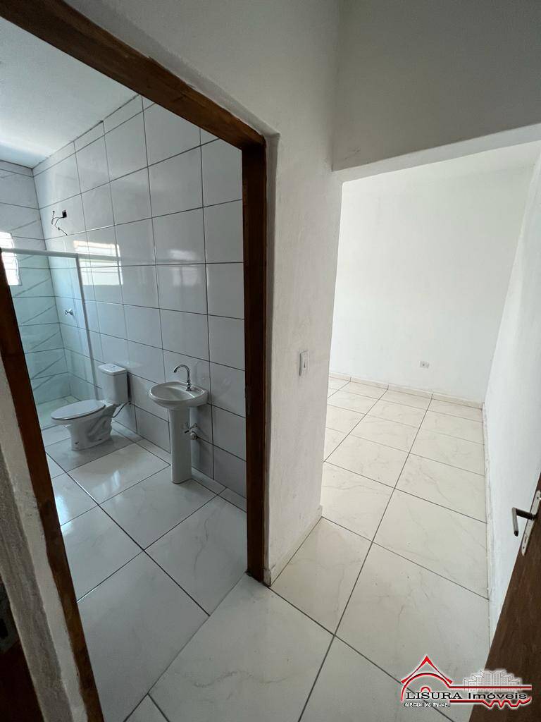 Casa à venda com 3 quartos, 80m² - Foto 5