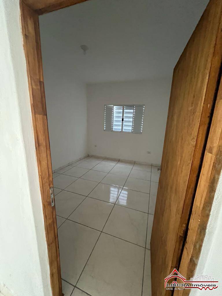 Casa à venda com 3 quartos, 80m² - Foto 6