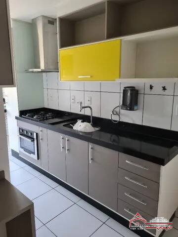 Apartamento à venda com 3 quartos, 76m² - Foto 3