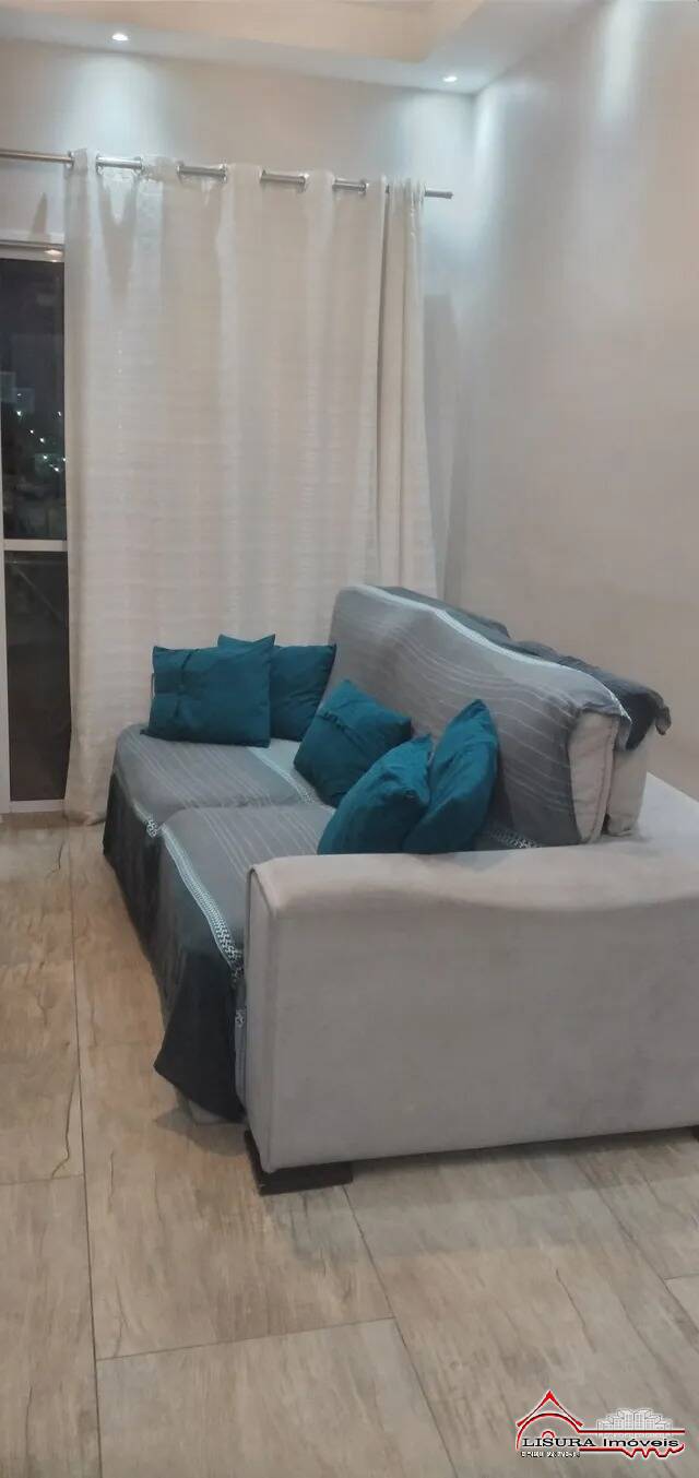 Apartamento à venda com 2 quartos, 64m² - Foto 1