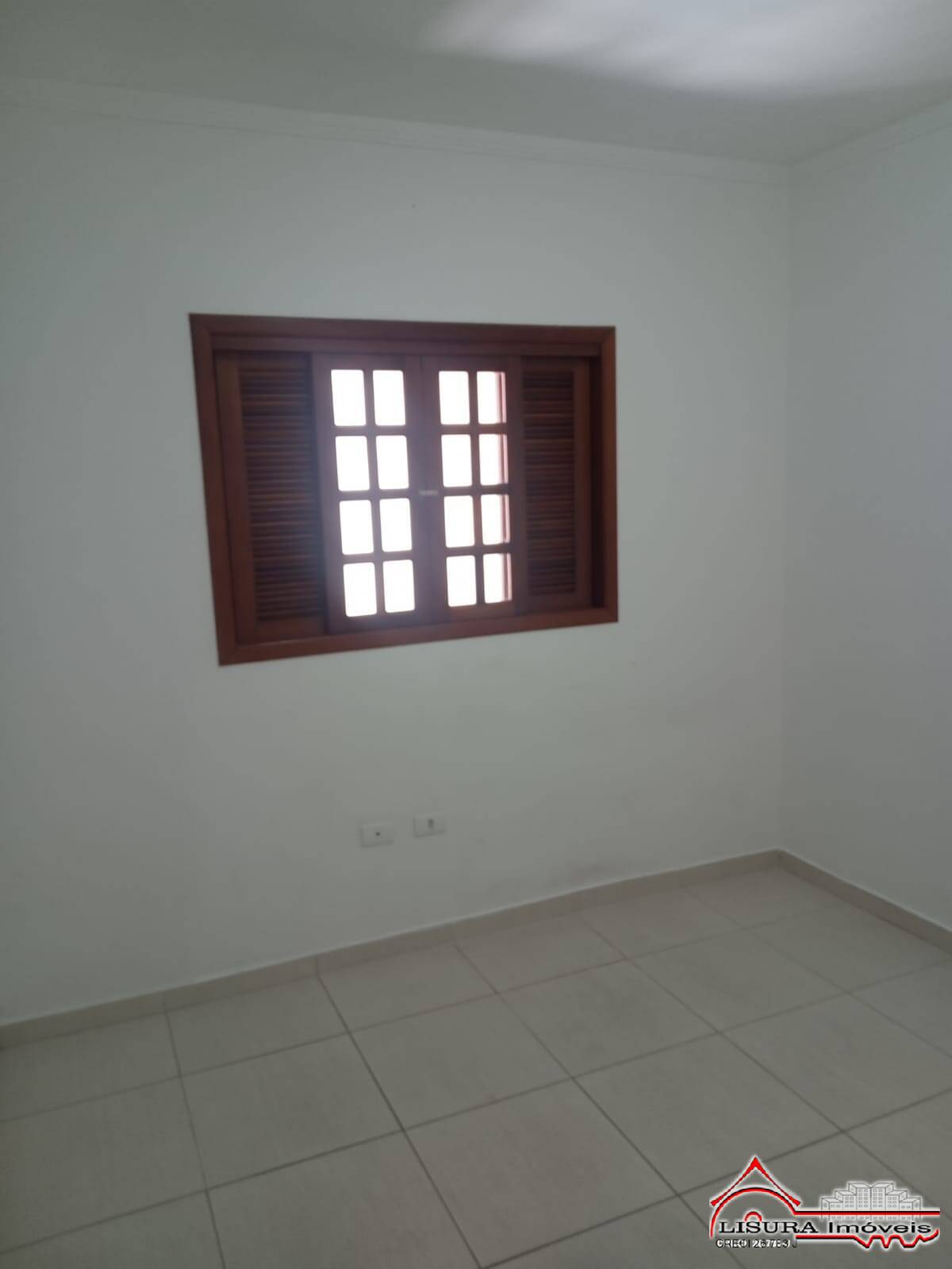 Casa à venda com 4 quartos, 200m² - Foto 17