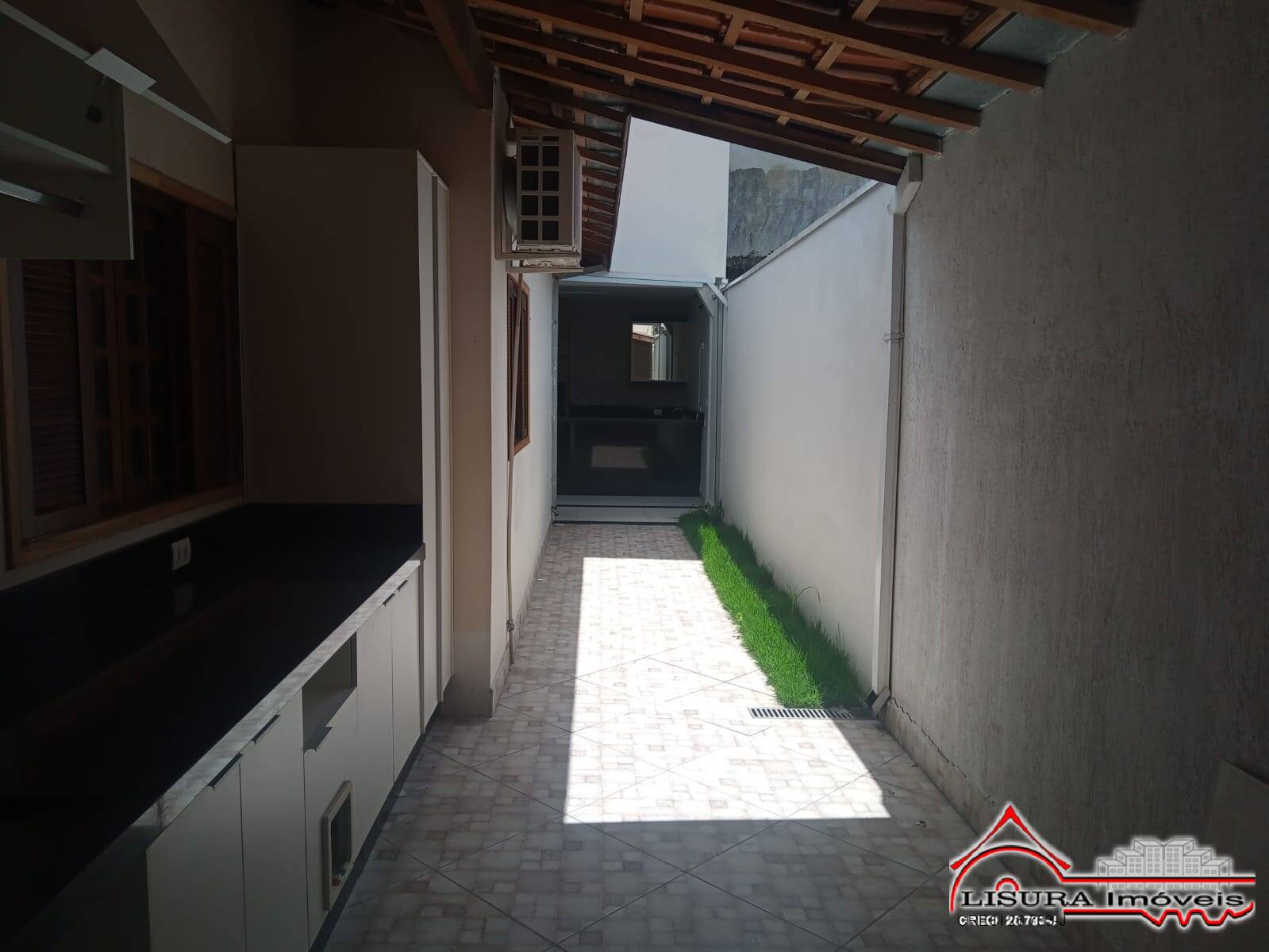 Casa à venda com 4 quartos, 200m² - Foto 31