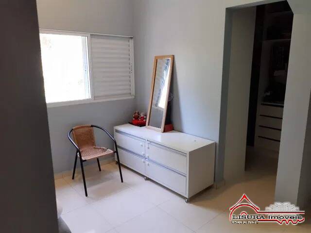 Casa de Condomínio à venda com 3 quartos, 230m² - Foto 9