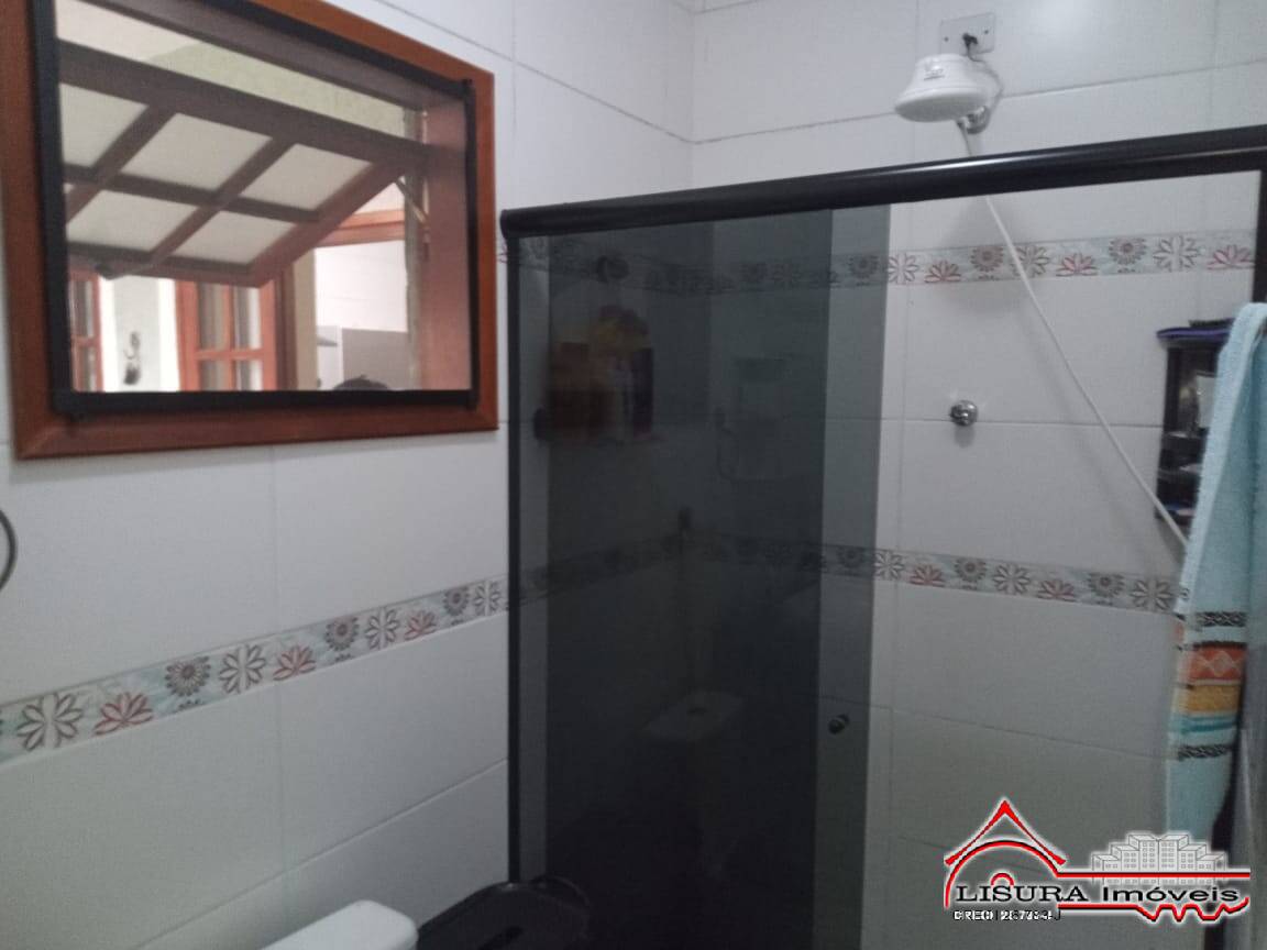 Casa à venda com 2 quartos, 90m² - Foto 16