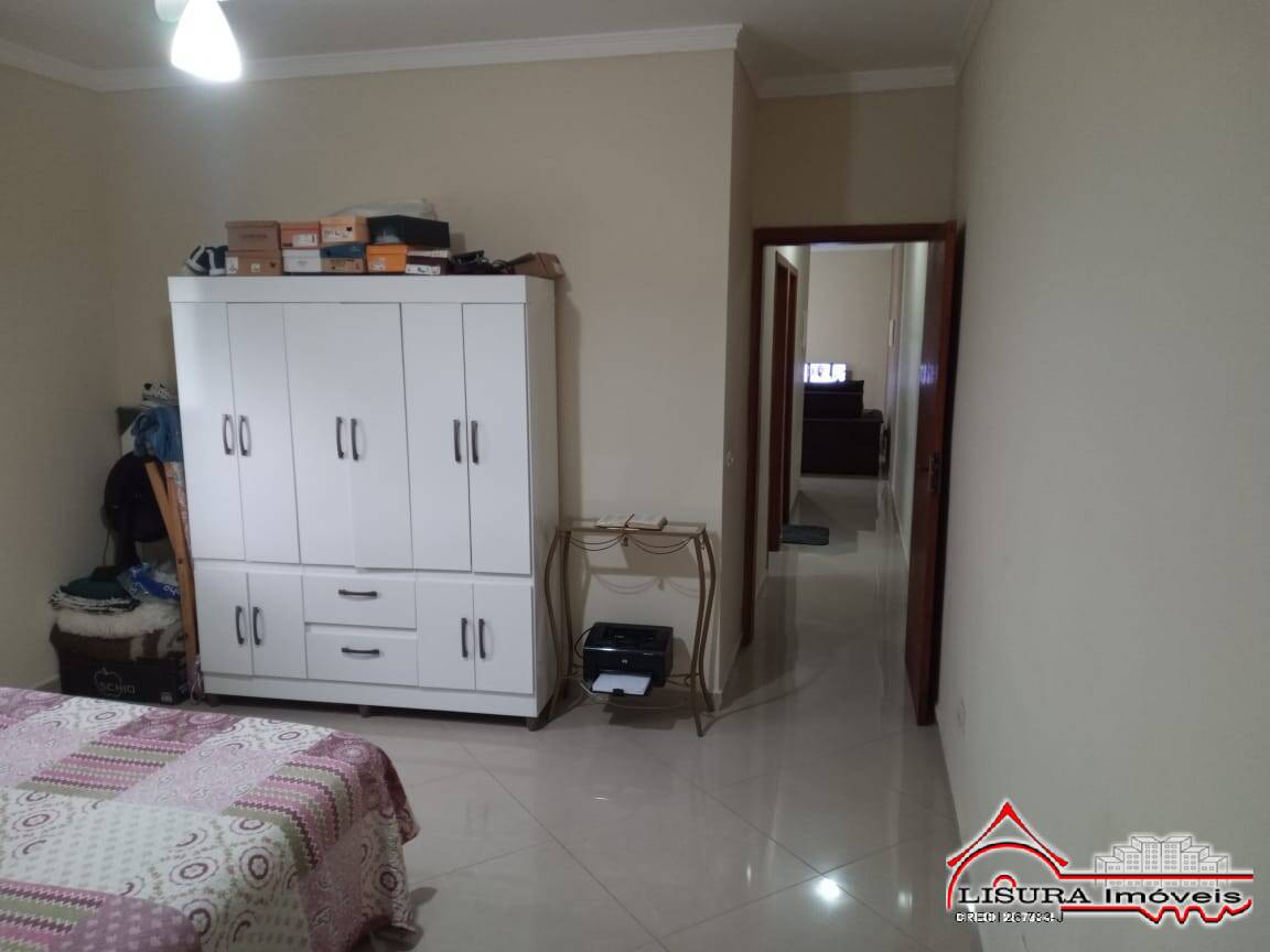 Casa à venda com 2 quartos, 90m² - Foto 12