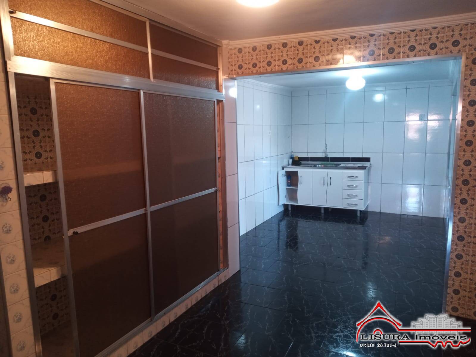 Casa à venda com 4 quartos, 200m² - Foto 4