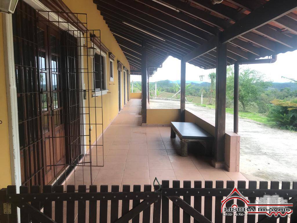 Fazenda à venda com 3 quartos, 400m² - Foto 38