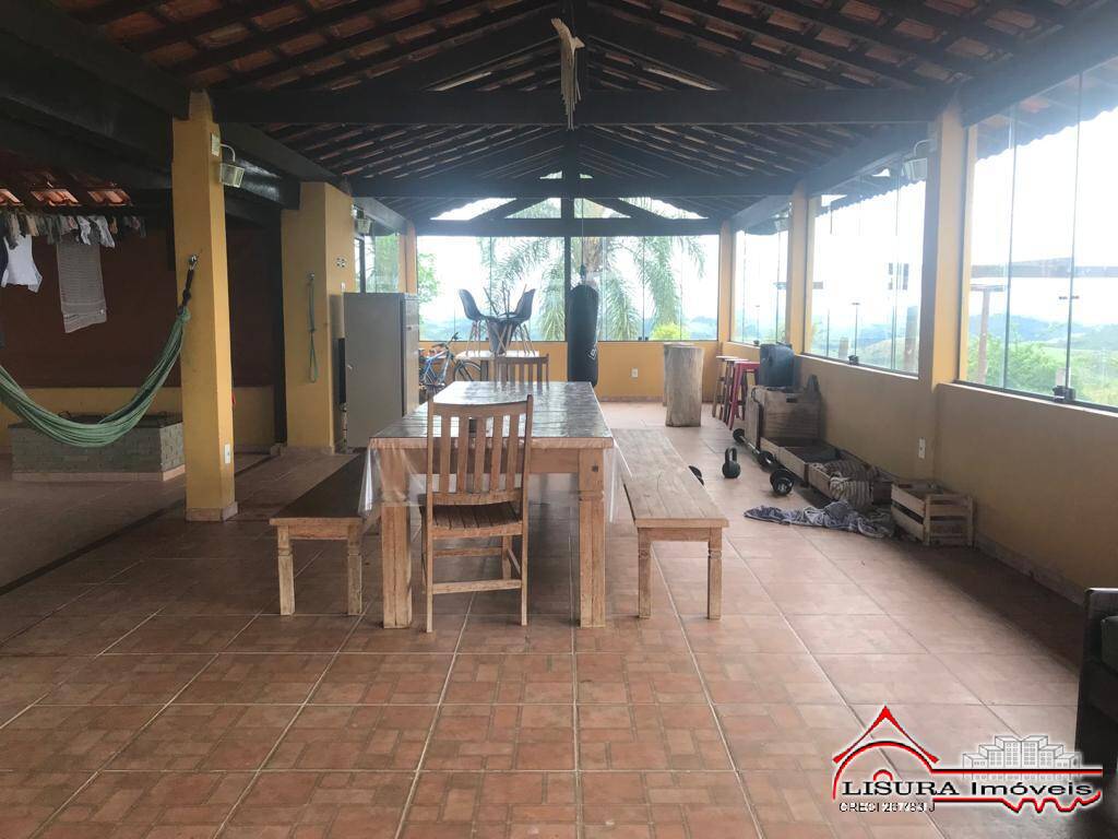 Fazenda à venda com 3 quartos, 400m² - Foto 4