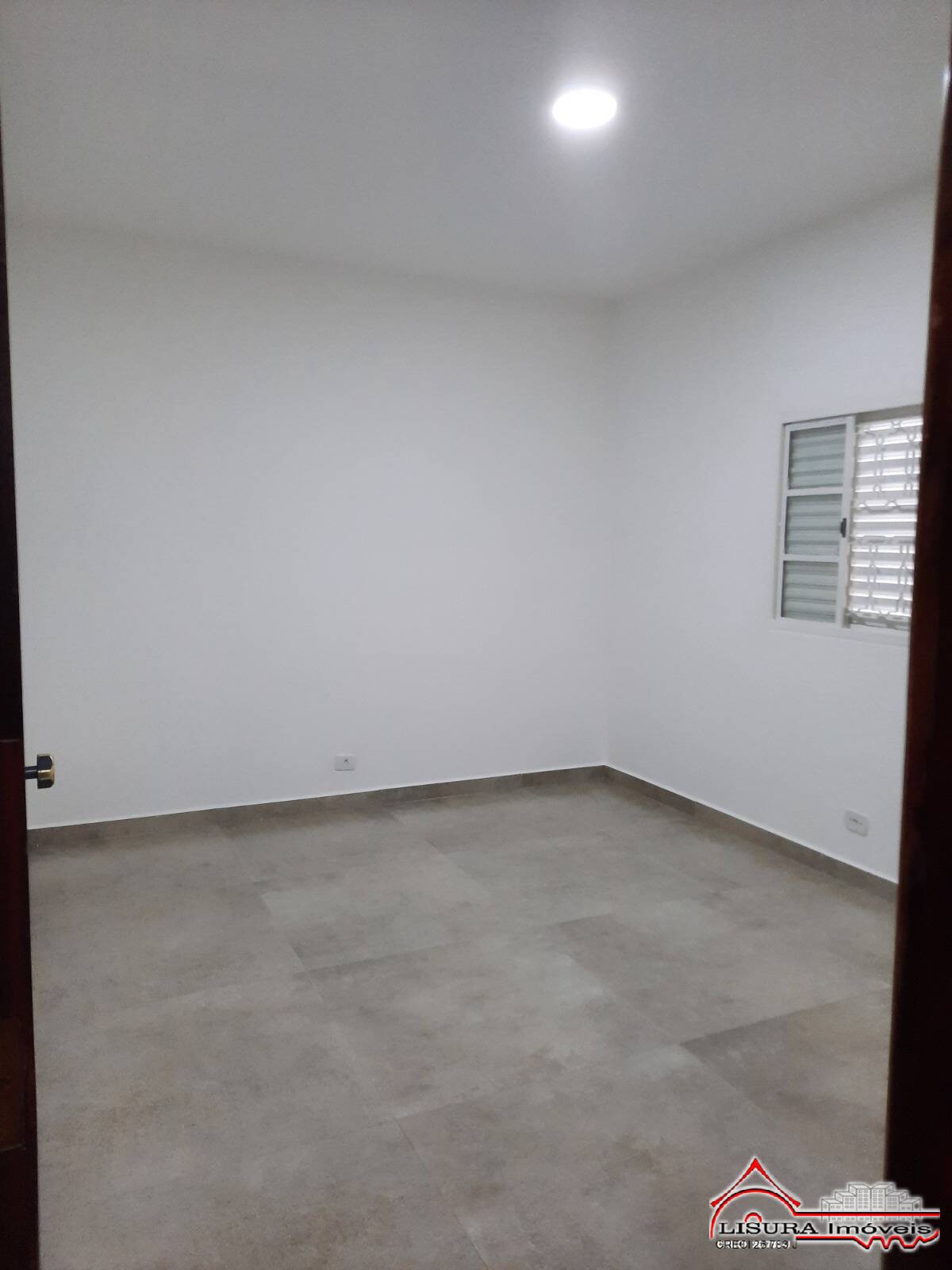 Casa à venda com 3 quartos, 180m² - Foto 12