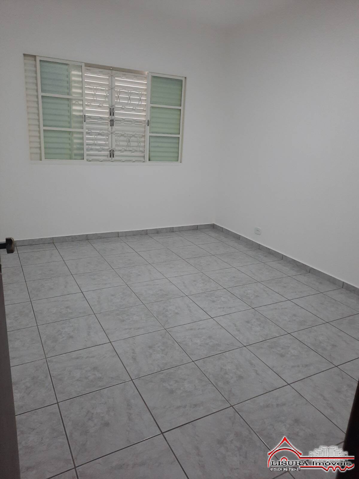 Casa à venda com 3 quartos, 180m² - Foto 13