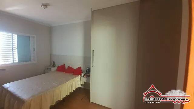 Apartamento à venda com 3 quartos, 80m² - Foto 2