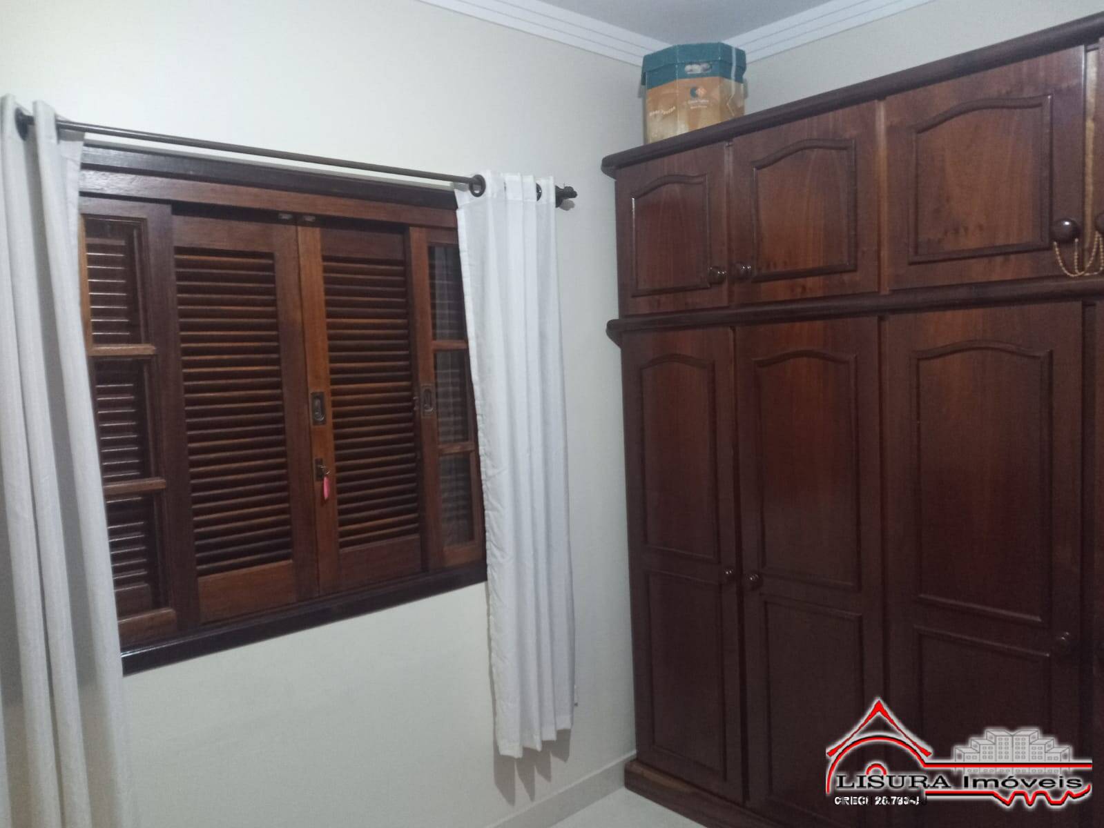 Casa à venda com 3 quartos, 173m² - Foto 8