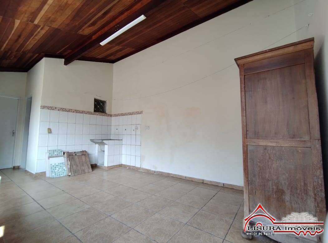 Casa à venda com 4 quartos, 220m² - Foto 27