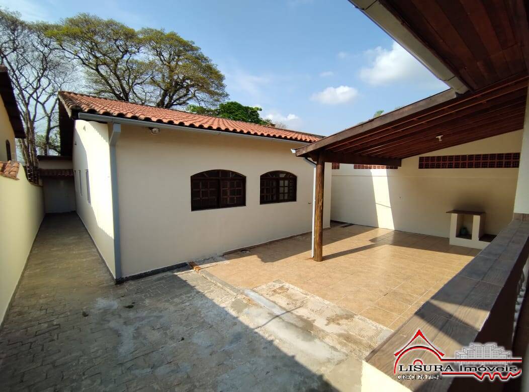 Casa à venda com 4 quartos, 220m² - Foto 22