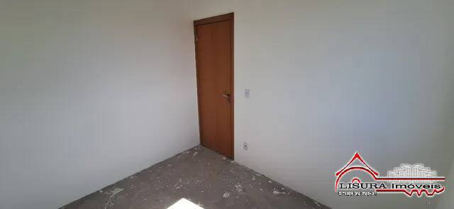 Apartamento à venda com 2 quartos, 39m² - Foto 10