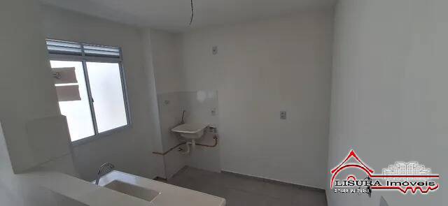 Apartamento à venda com 2 quartos, 39m² - Foto 4