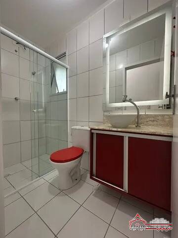 Apartamento à venda com 2 quartos, 64m² - Foto 11