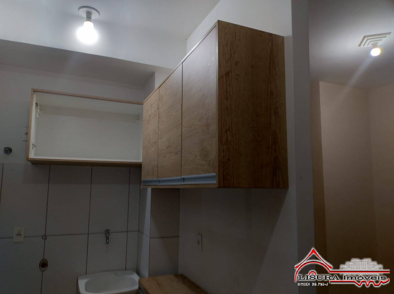 Apartamento à venda com 2 quartos, 50m² - Foto 3