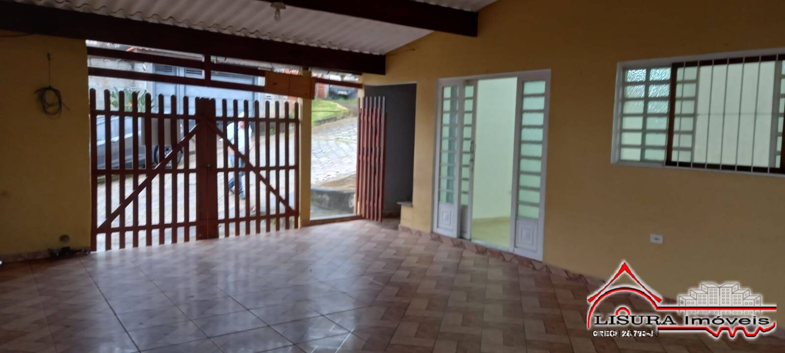 Casa à venda com 3 quartos - Foto 1