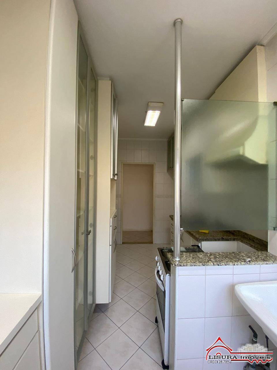 Apartamento à venda com 2 quartos, 68m² - Foto 6