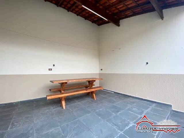 Casa à venda com 3 quartos, 265m² - Foto 19